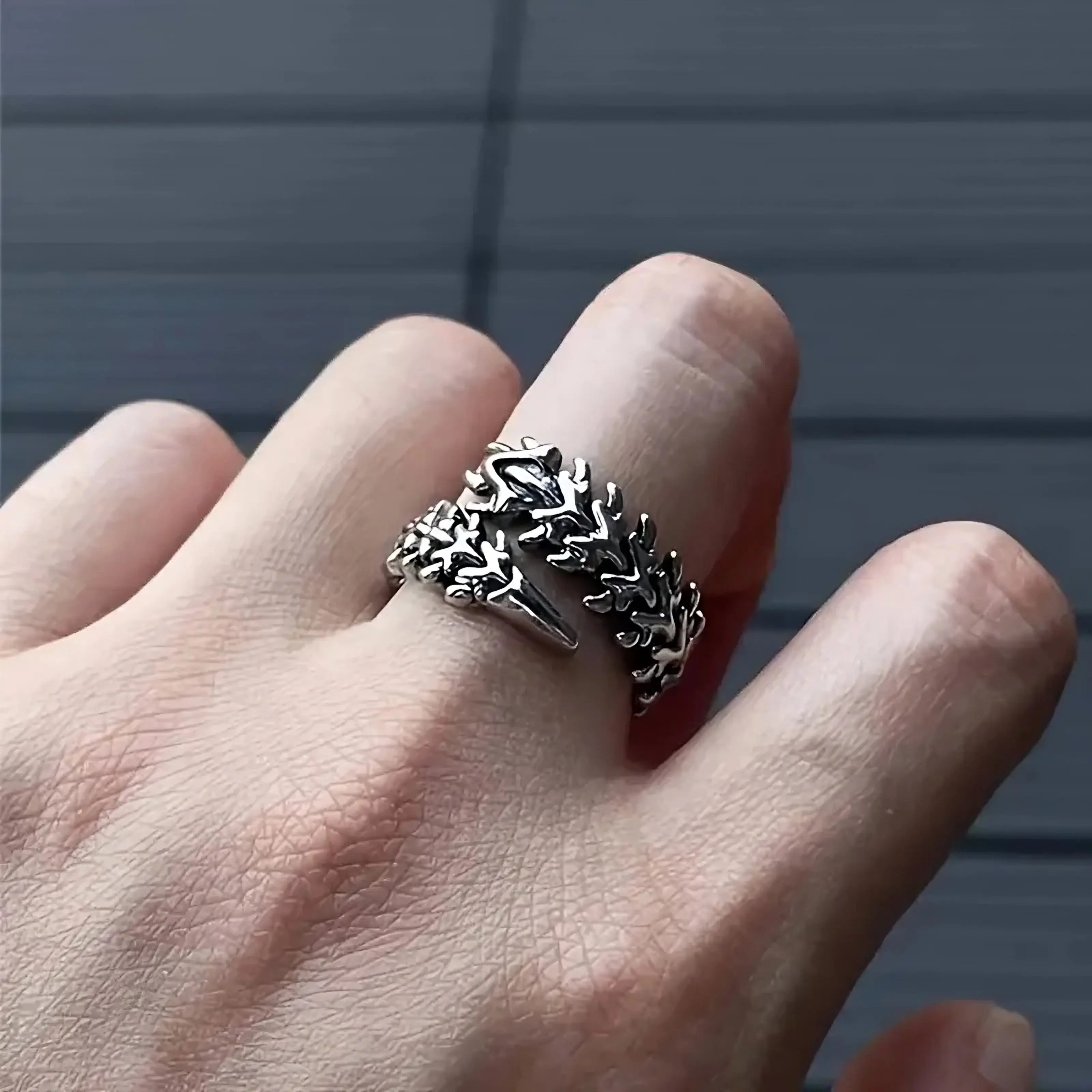 Vintage Gothic Thorn Ring