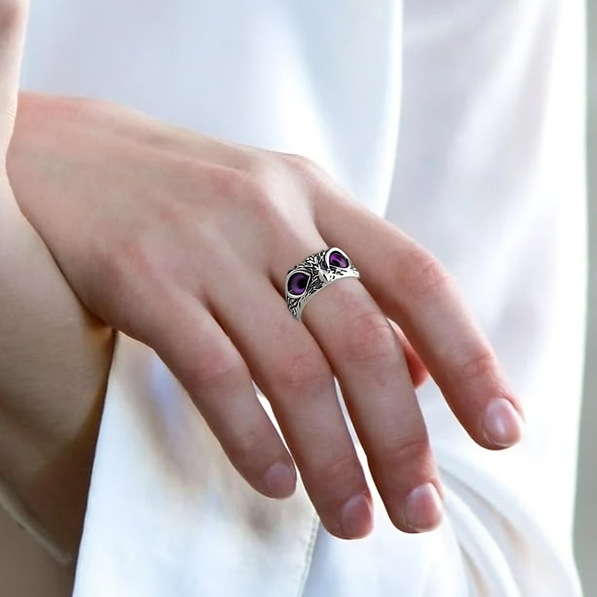 Purple Owl Gaze Ring