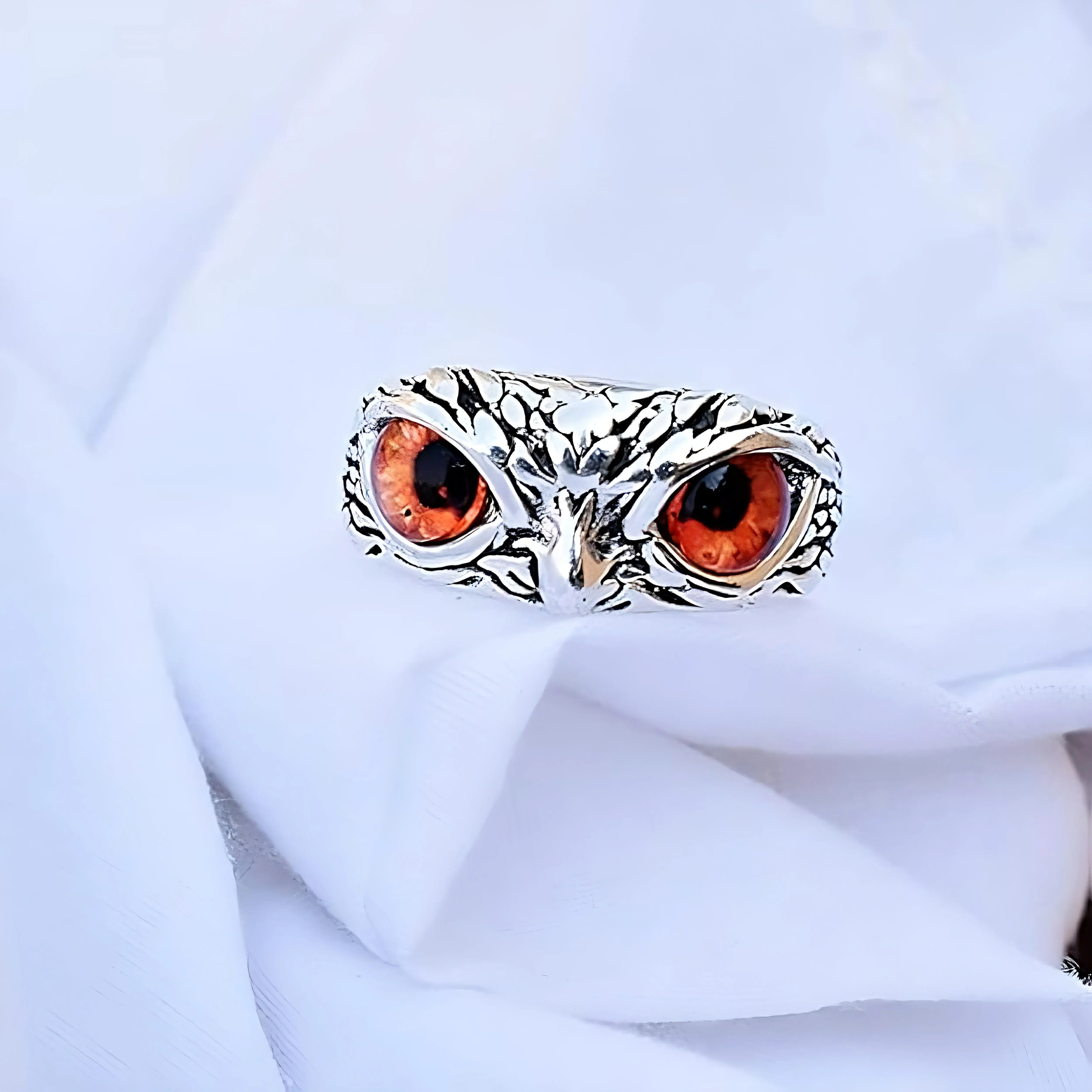 Purple Owl Gaze Ring