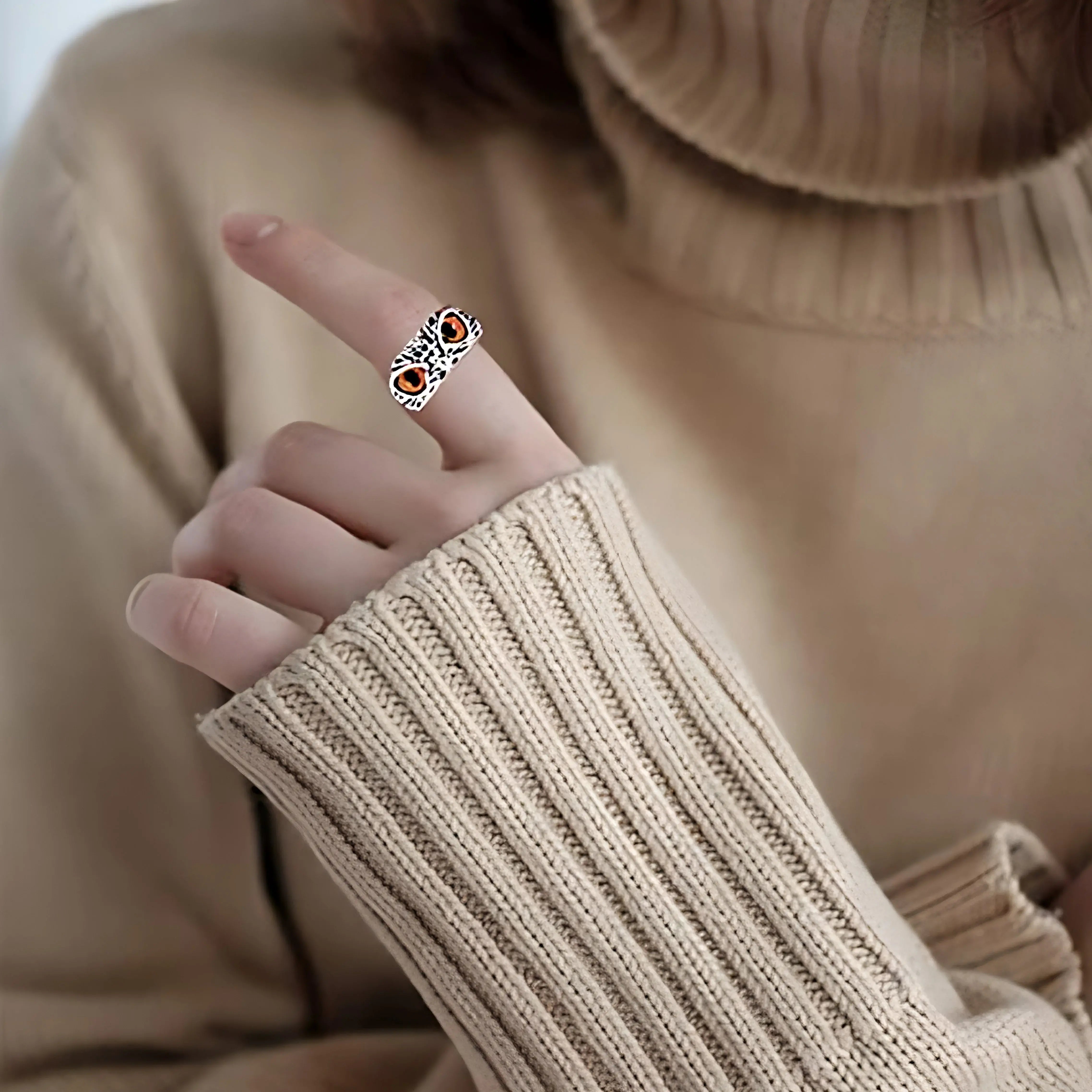 Purple Owl Gaze Ring