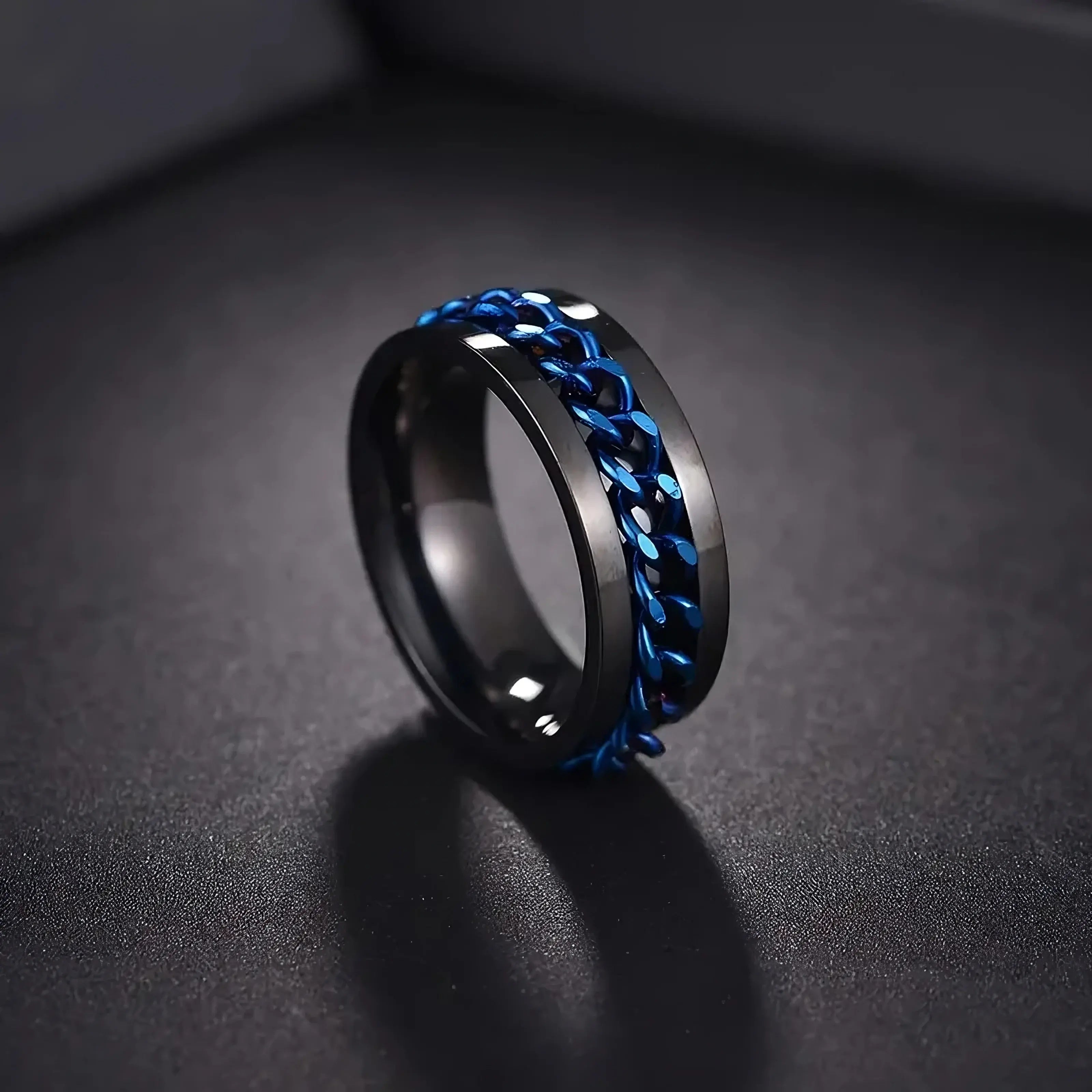 Black & Blue Chain Spinner Ring