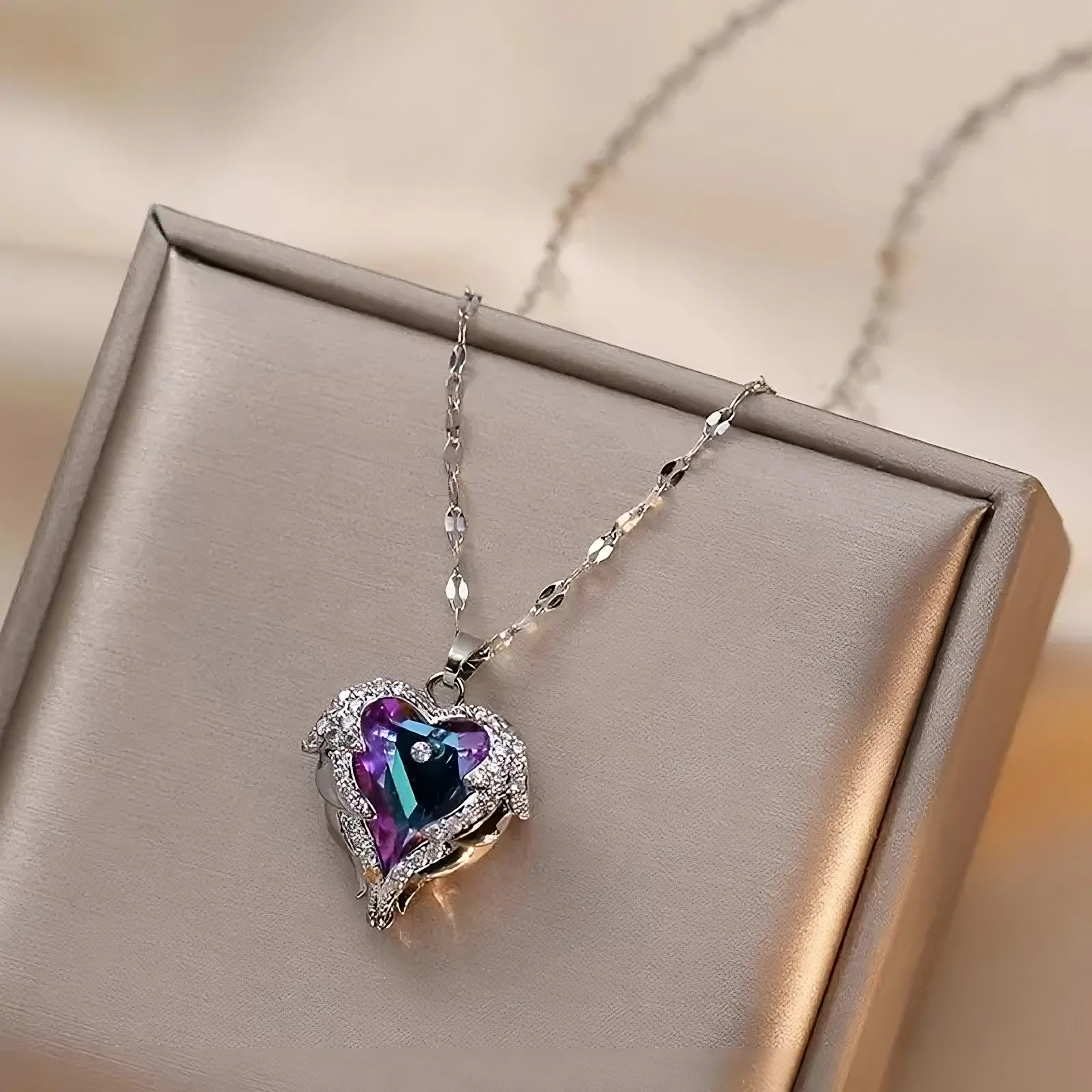 1pc Elegant Ocean Heart Pendant Necklace