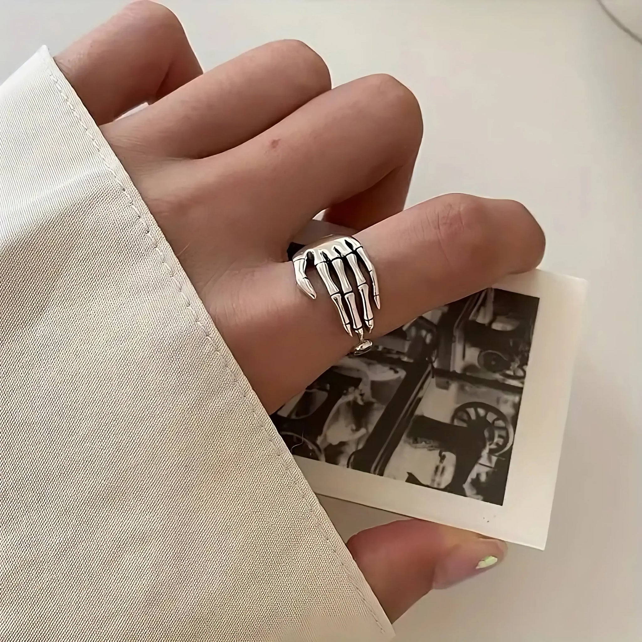 Skeleton Hand Ring – Gothic Punk Adjustable Band