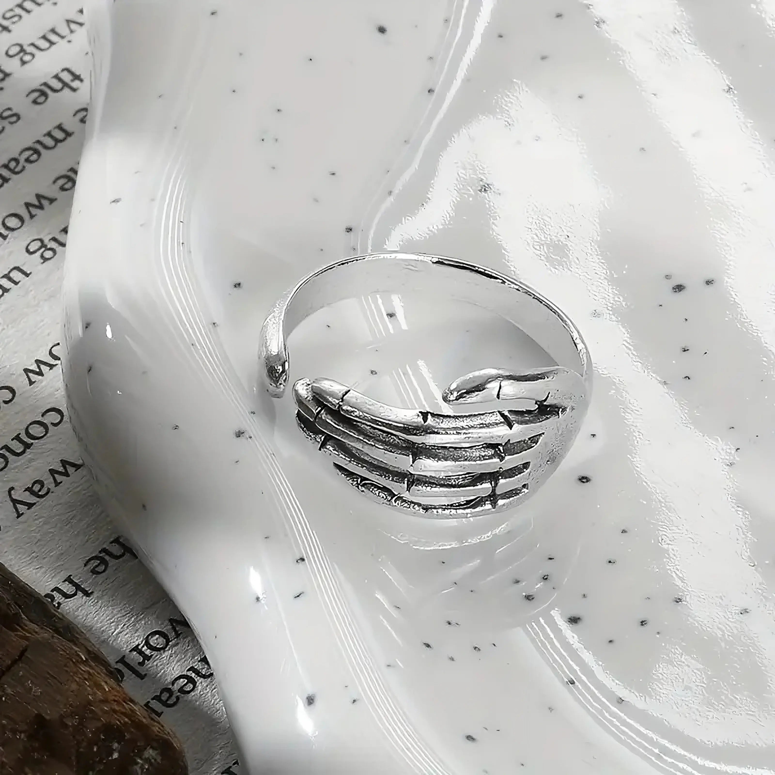 Skeleton Hand Ring – Gothic Punk Adjustable Band