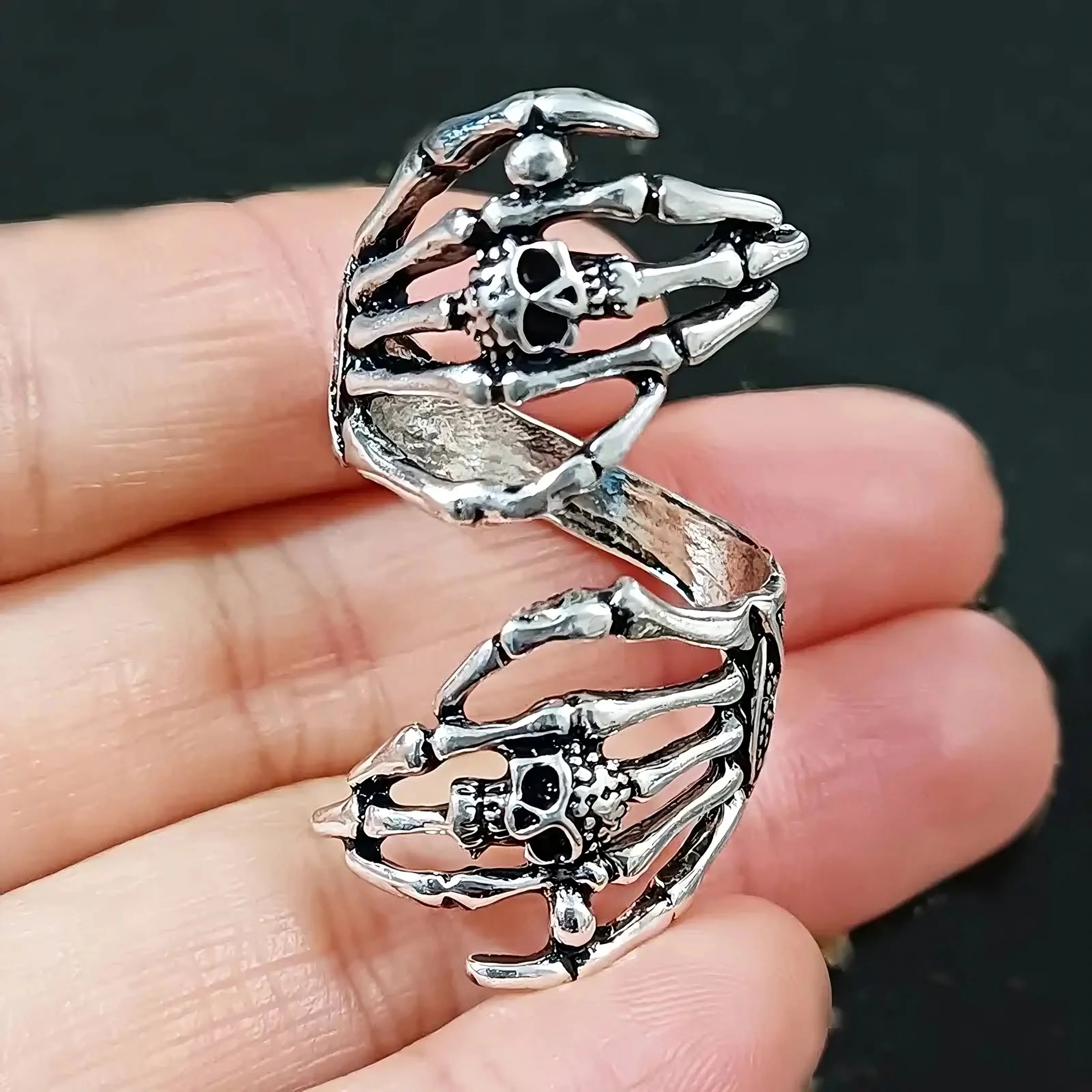 “Skeleton Hands Ring – Adjustable Gothic Skull Wrap Ring”