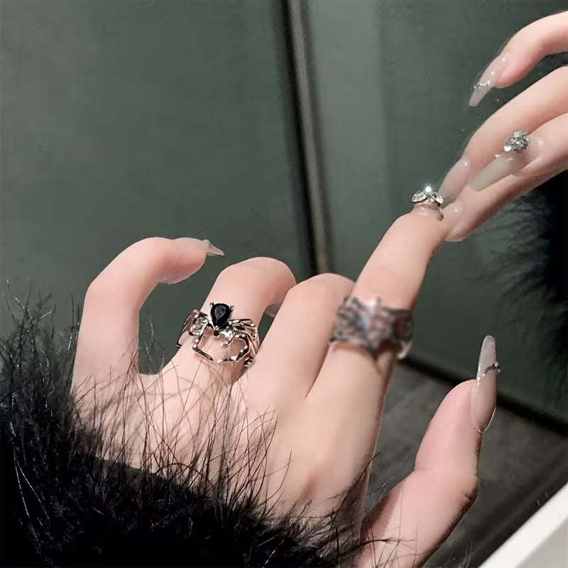 Gothic Spider Ring Set – 3PCS Adjustable Silver Rings with Black Gemstone Detail