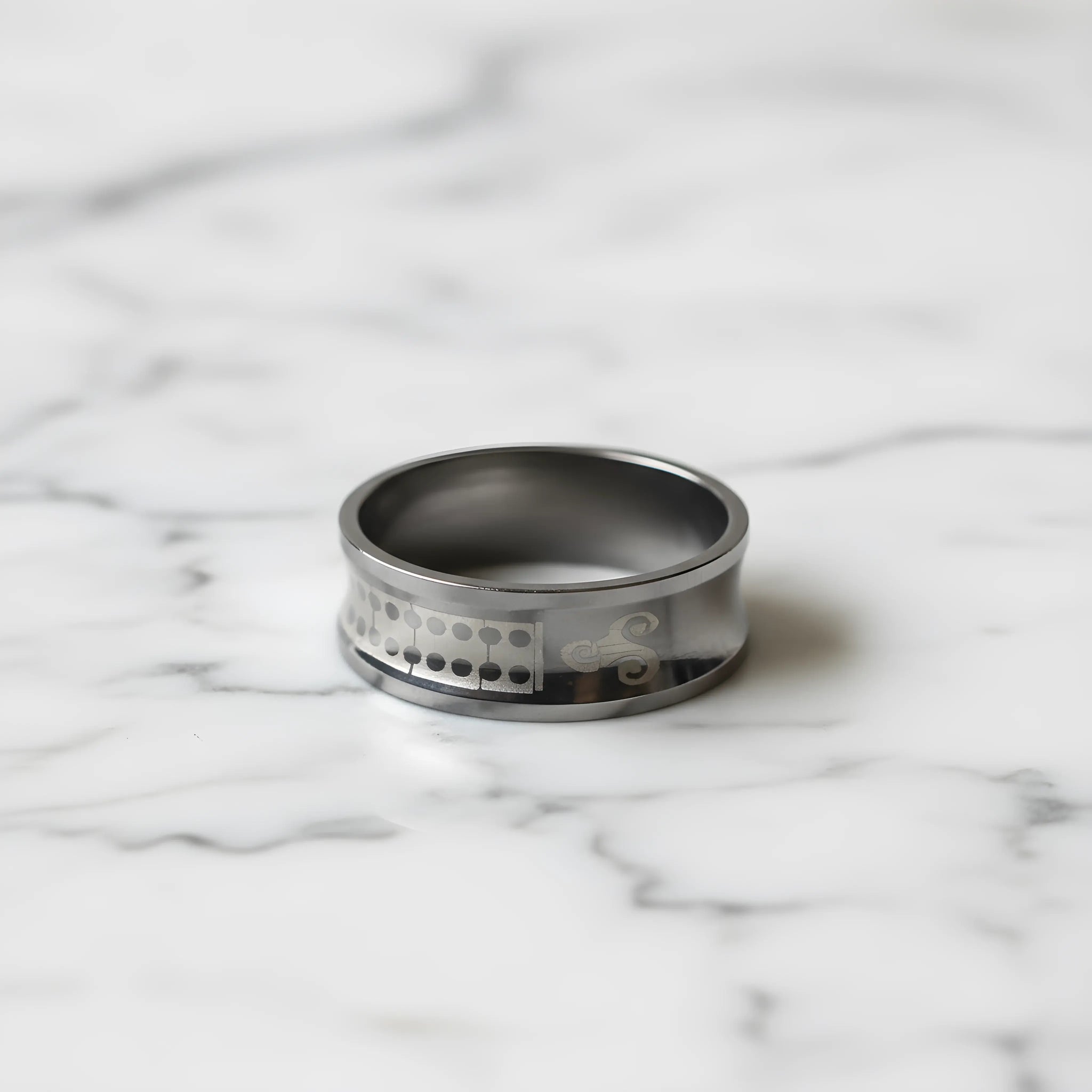 Stainless Steel Pattern Engraved Ring 5.9cm