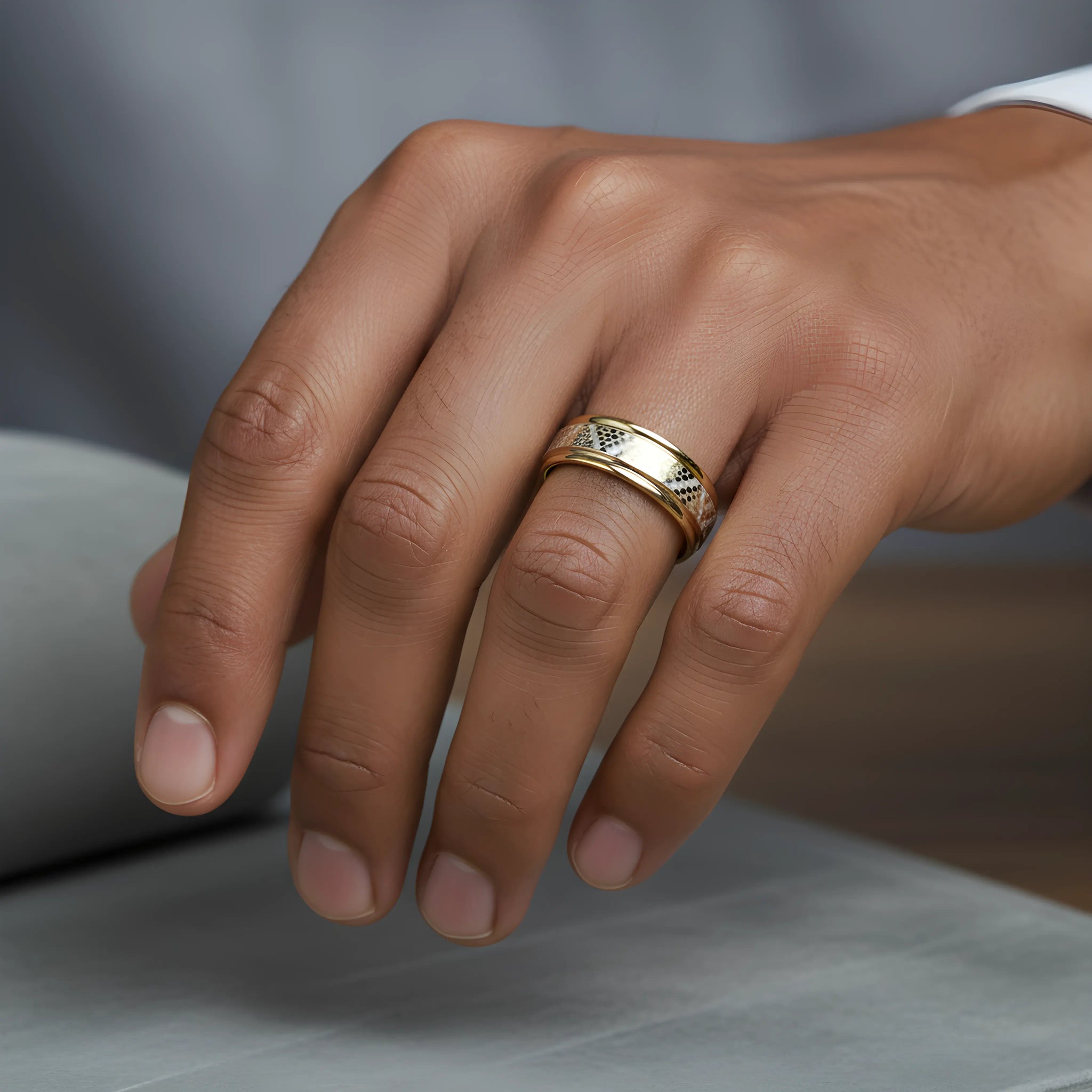 Gold Honeycomb Pattern Ring 6.5cm