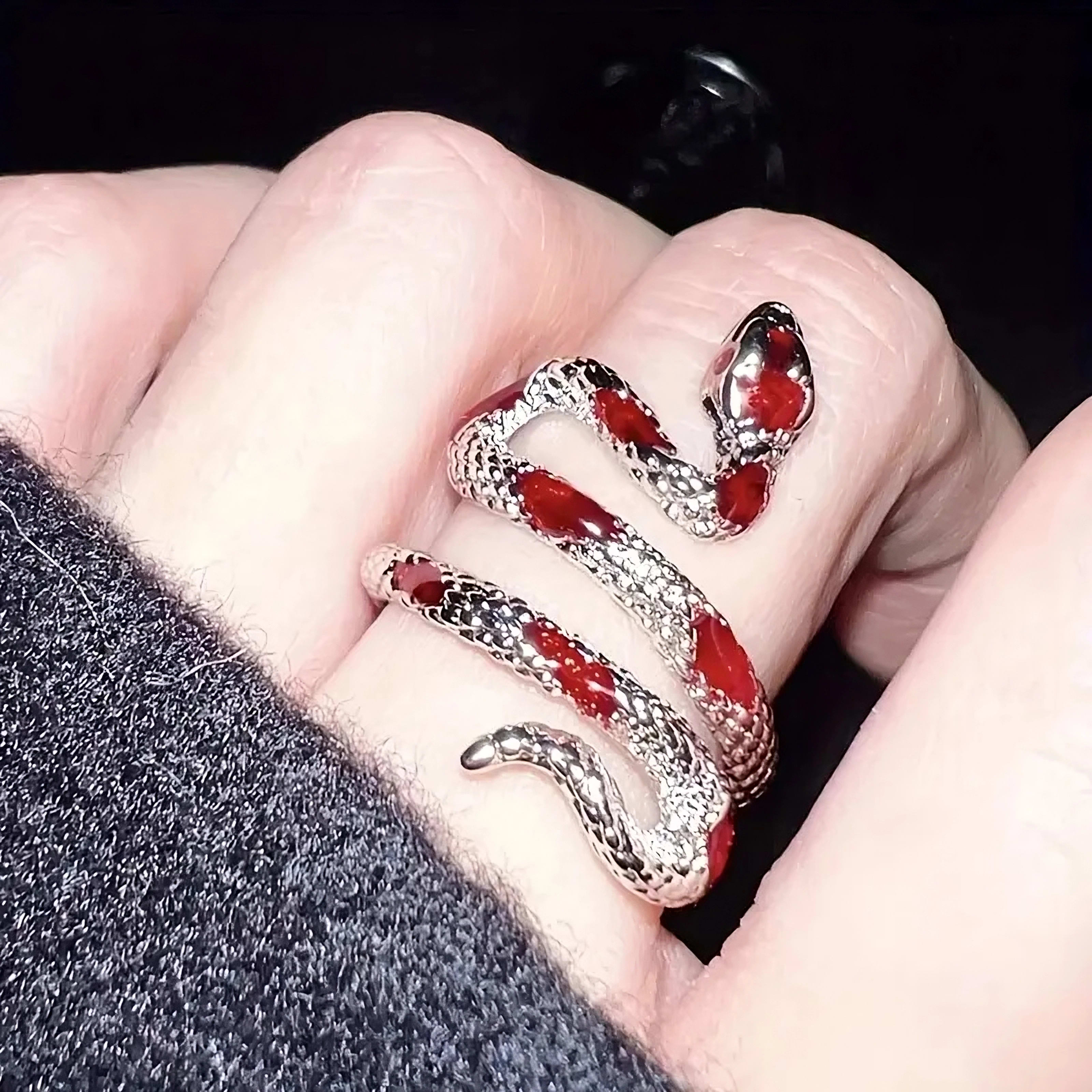 Snake Ring Red