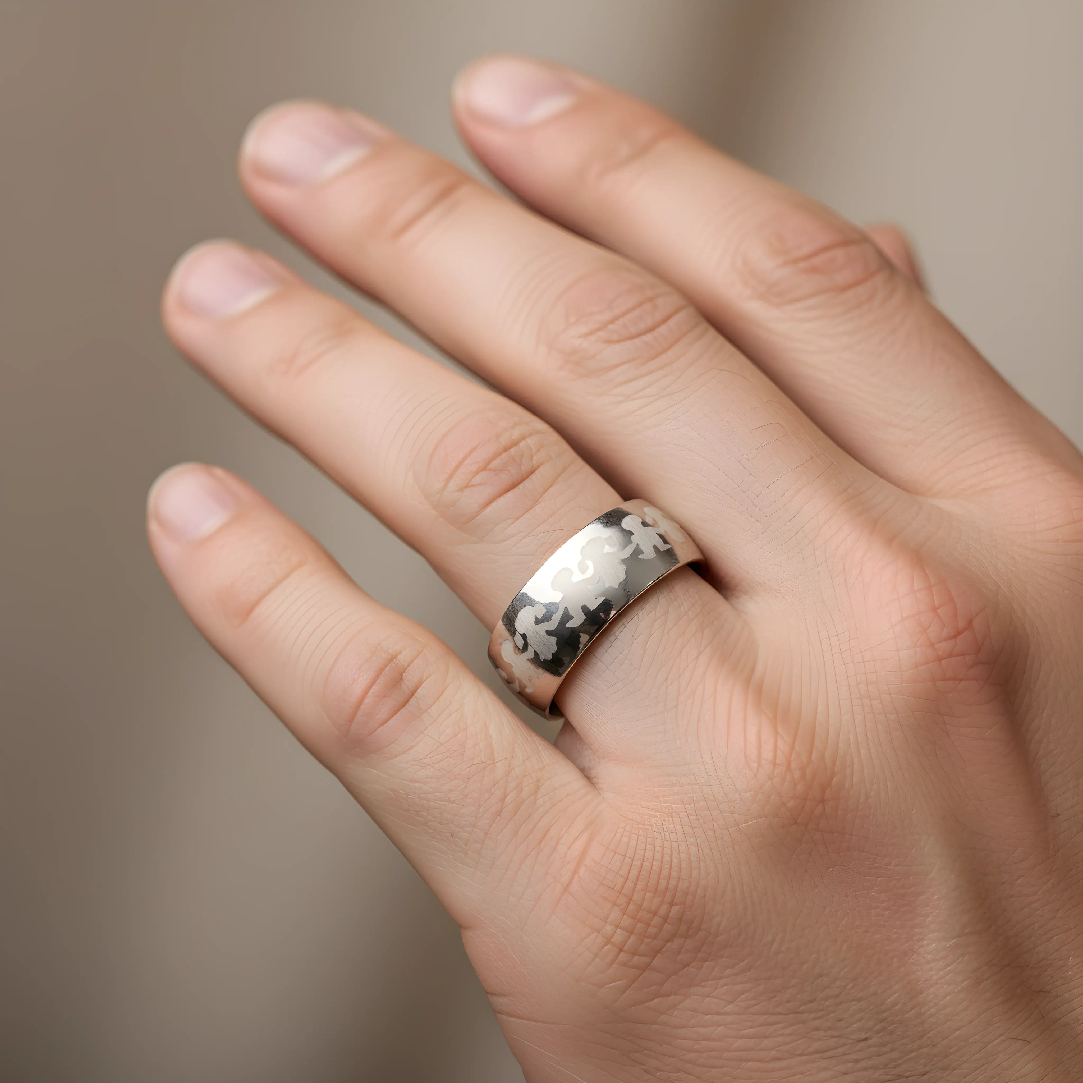 Running Figures Steel Ring 5,6cm